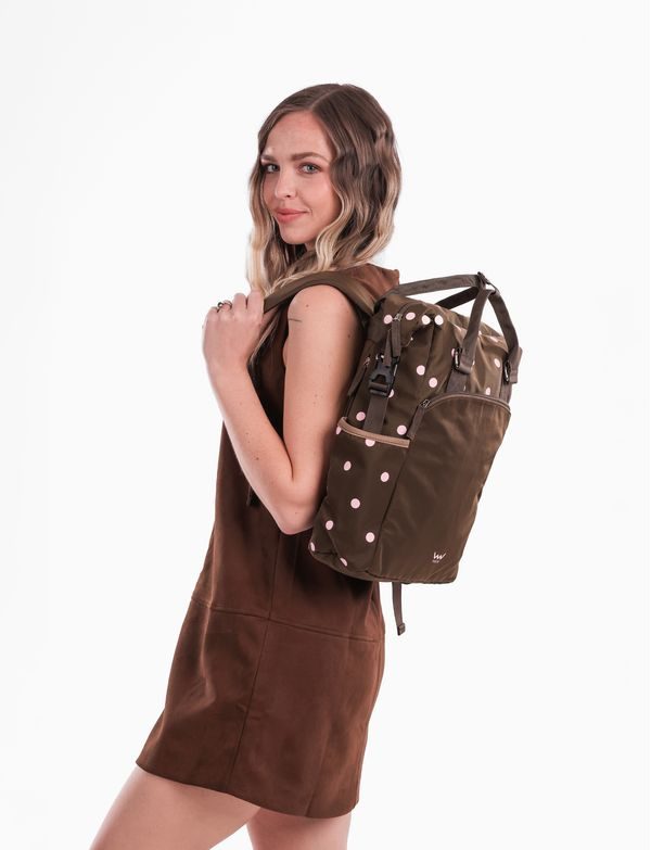 Lien Dotty Brown