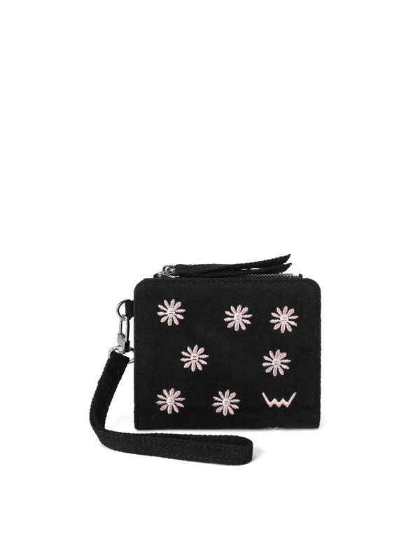 Tadi Daisy Black