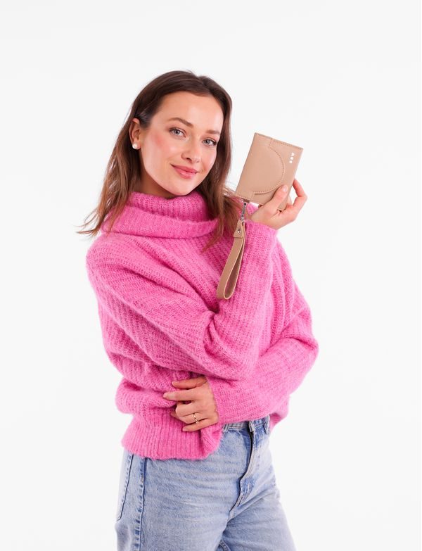 Femke Beige