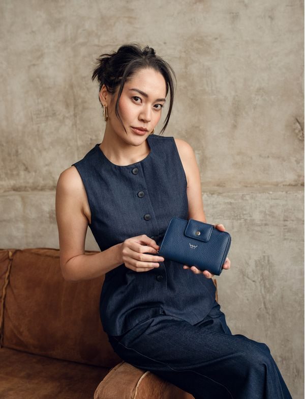 Ebba Grace Dark Blue