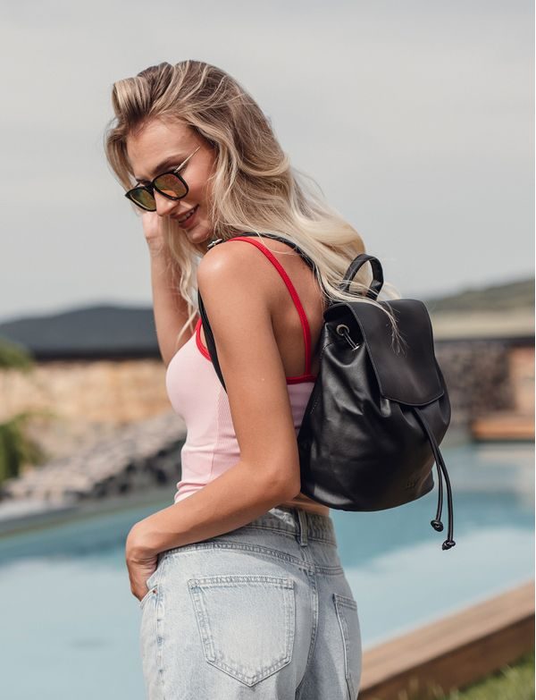 Gioia Small Black
