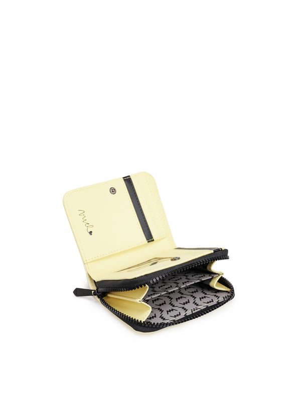 Gibson Butter Yellow