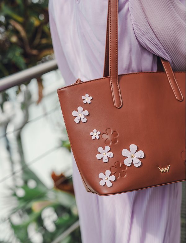 Fleuris Glow Brown