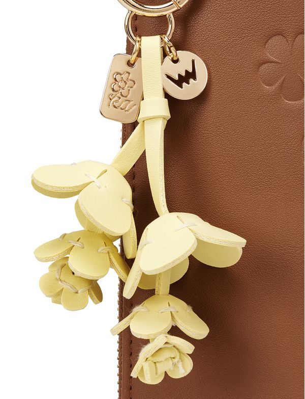 Daisy Glow Brown