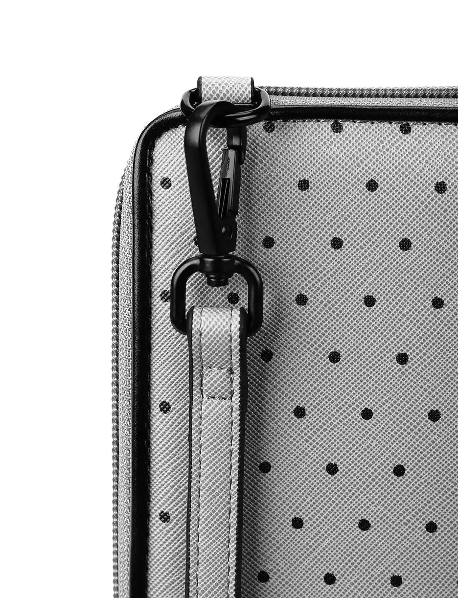 VUCH Nikolett Grey detail