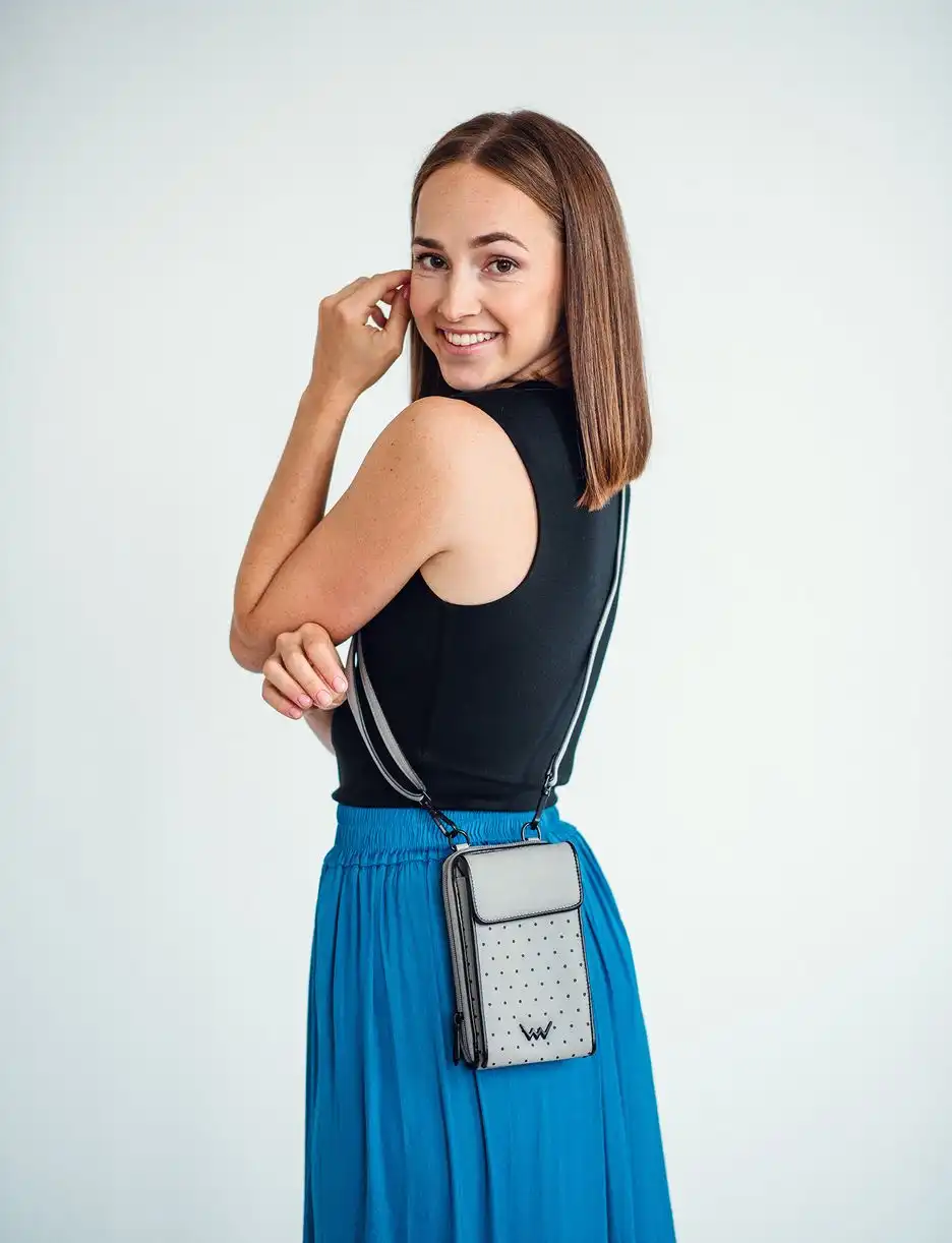 VUCH Nikolett Grey design