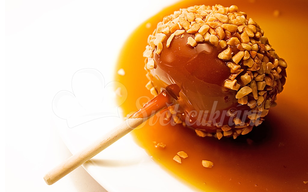 World of Confectioners - Grillage - hazelnuts in caramel (chopped 2-4 mm)  100 g - Barbecue - Ingredients and seasonings, Raw materials