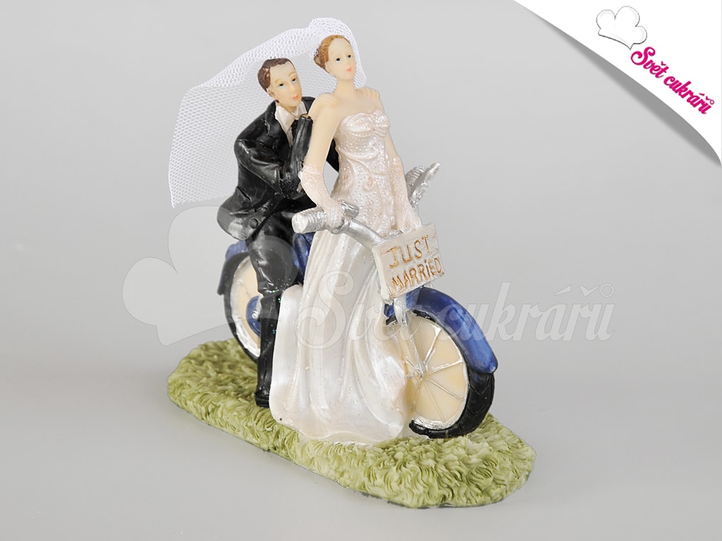 Novomanželé 12 cm na kole - svatební figurky na dort - Figurky svatební -  Dekorace a figurky na dorty, Cukrářské potřeby - Svět cukrářů
