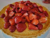 RECEPT: Koláč s jahodami a mascarpone