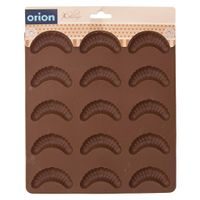 BAKING MOLD FOR CRESCENT ROLLS