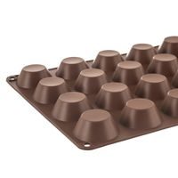 20-CUP MUFFIN BAKING MOLD