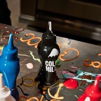 CHOCOLATE DRIP IN A TUBE COLOUR MILL - BLACK