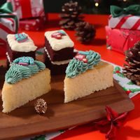 EDIBLE CHRISTMAS SUGAR DECORATIONS - FESTIVE CHEER (SET OF 12)