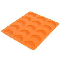 PASTRY BAKING MOLD FOR CROISSANTS