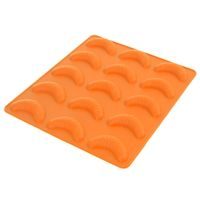 PASTRY BAKING MOLD FOR CROISSANTS