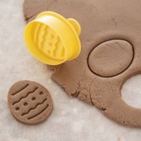 HÚSVÉTI PISKÓTA KISZÚRÓ KÉSZLET 4 DB