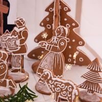 SADA VYKRAJOVAČIEK NA SUŠIENKY Z NEHRDZAVEJÚCEJ OCELE 2 KS