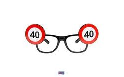 Forgalmi jelzőtábla szemüveg 40