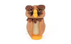 Alkalmi bagoly figura (kézzel készített tortadísz)