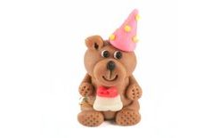 3D figúrka 60 g (narodeninový medvedík s ružovou čiapkou)