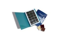 Reklám csokoládé könyv 30×5 g (15×5 g), szalag saját mintával/logóval – 100 db-tól