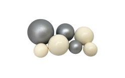 Strieborno-biele čokoládové gule