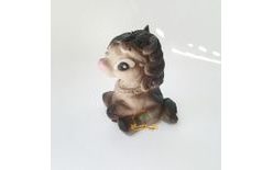 Koník (kôň) čierny 55 g – kokosová dekorácia