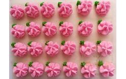 Cukrové ozdoby – kvety na platíčku (19)