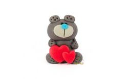 Occasion Figurine – Grey Teddy Bear with Hearts
