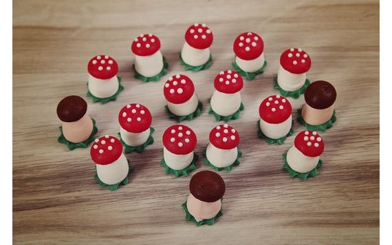 HUBY – CUKROVÁ DEKORÁCIA NA TORTU