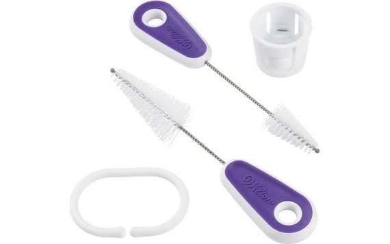 WILTON BAG CUTTER AND BRUSH SET