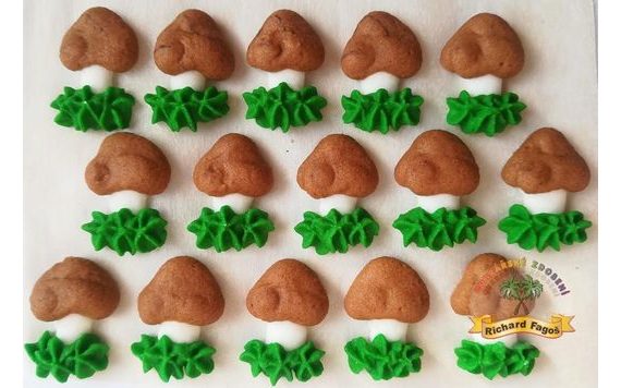 CUKOR DEKORÁCIÓ GOMBÁCSKÁK