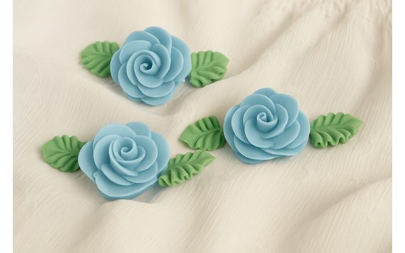 LARGE SUGAR ROSES – BLUE (3 PIECES)