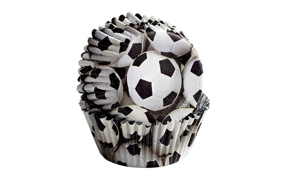 CONFECTIONERY PAPER CASES WILTON 3X5 CM - FOOTBALL