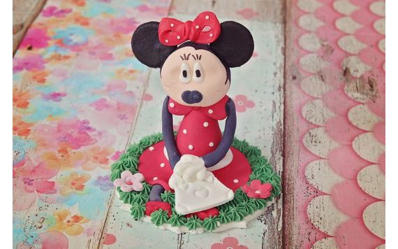 CUKROVÁ DEKORACE NA DORT MINNIE MOUSE