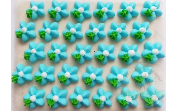SUGAR FLOWER DECORATIONS ON TRAY – 22 (30 PCS)