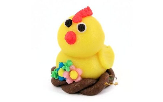 PRÍLEŽITOSTNÁ FIGÚRKA SLIEPOČKA ŽLTÁ