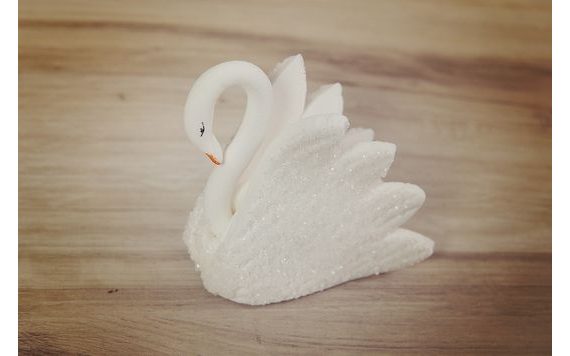 CUKROVÁ DEKORÁCIA NA TORTU – LABUŤ (VEĽKÁ)