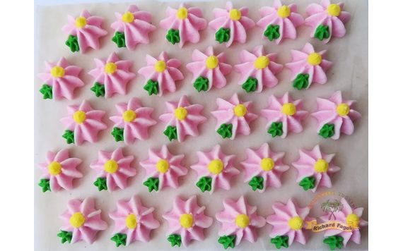 CUKROVÉ OZDOBY KVĚTY NA PLATÍČKU 36