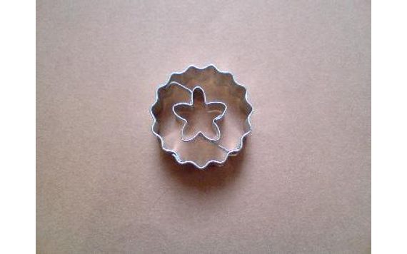 KISZÚRÓ KÖR / ÖTVIRÁG