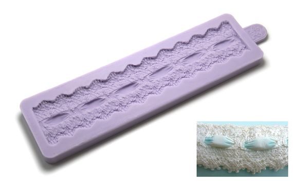 ELIZABETH VINTAGE SILICONE MOULD - LACE WITH BOW