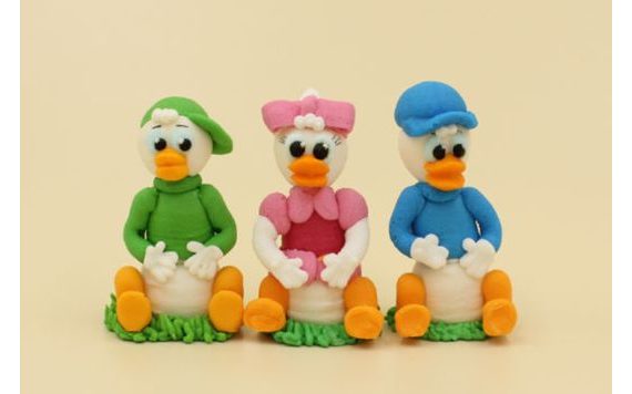 CUKROVÁ DEKORACE NA DORT KÁČEROVO – 3 FIGURKY