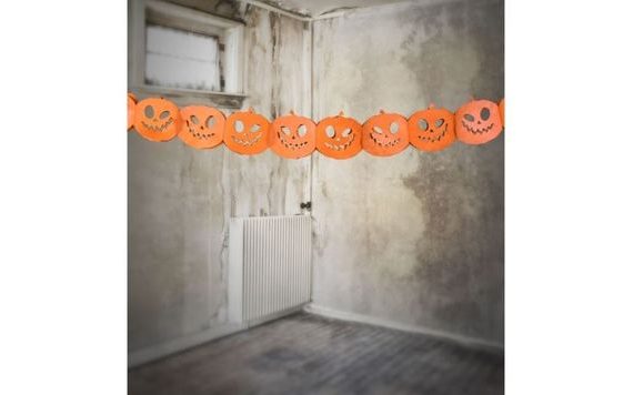 HALLOWEEN FÜZÉR TÖK 300 CM