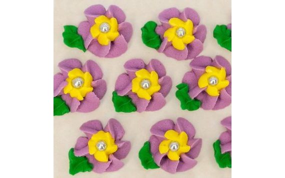 CUKROVÉ DEKORÁCIE – VEĽKÉ KVETY NA PLATÍČKU 13