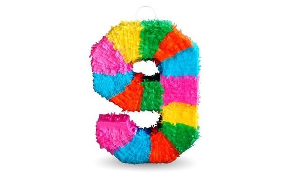 PIÑATA NUMBER " 9 " COLOURED - BREAKABLE, 50X35X7,5 CM