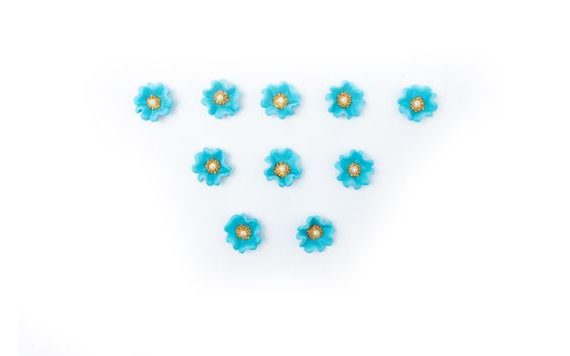 TOPOĽOVKA – CUKROVÉ KVIETKY NA TORTU, 10 KUSOV