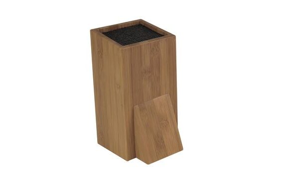 STOJAN NA NOŽE S PLASTOVÝMI ŠTĚTINAMI