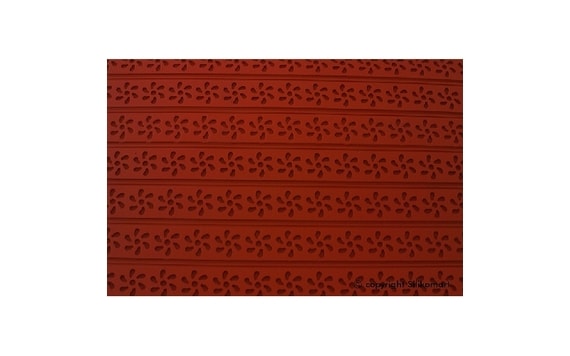 RELIEF MAT - FLORAL DESING (TAPIS RELIEF)