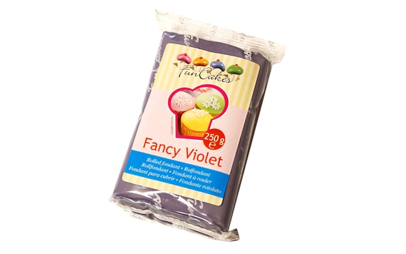 FIALOVÝ ROLOVANÝ FONDÁN FANCY VIOLET (FAREBNÝ FONDÁN) 250 G