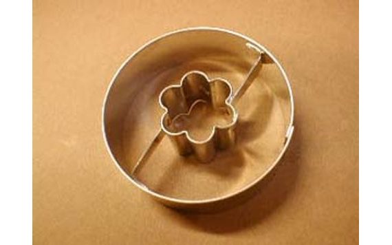 DOUGH CUTTER CIRCLE + FLOWER